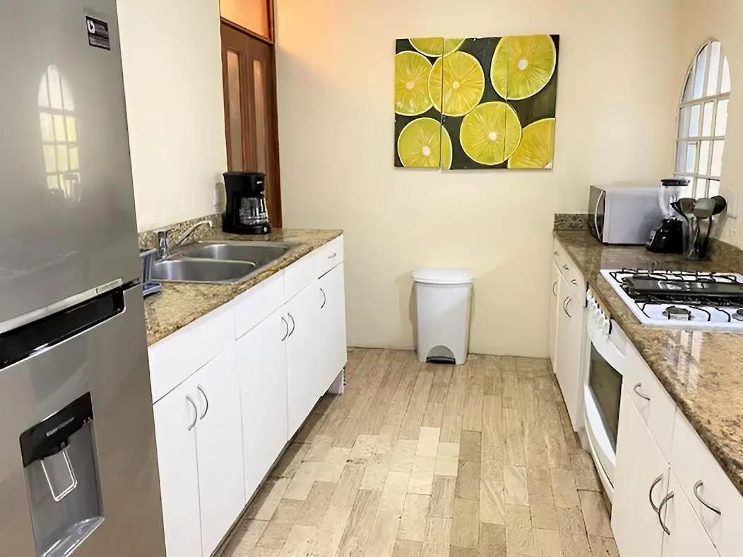 Habitacion Dentro De Un Departamento Muy Bien Ubicado Cancun Homestay