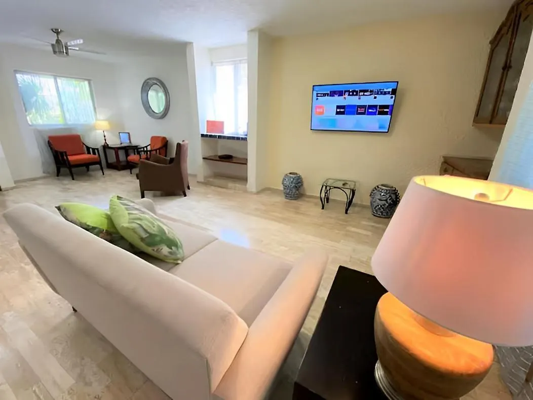 Habitacion Dentro De Un Departamento Muy Bien Ubicado Cancun